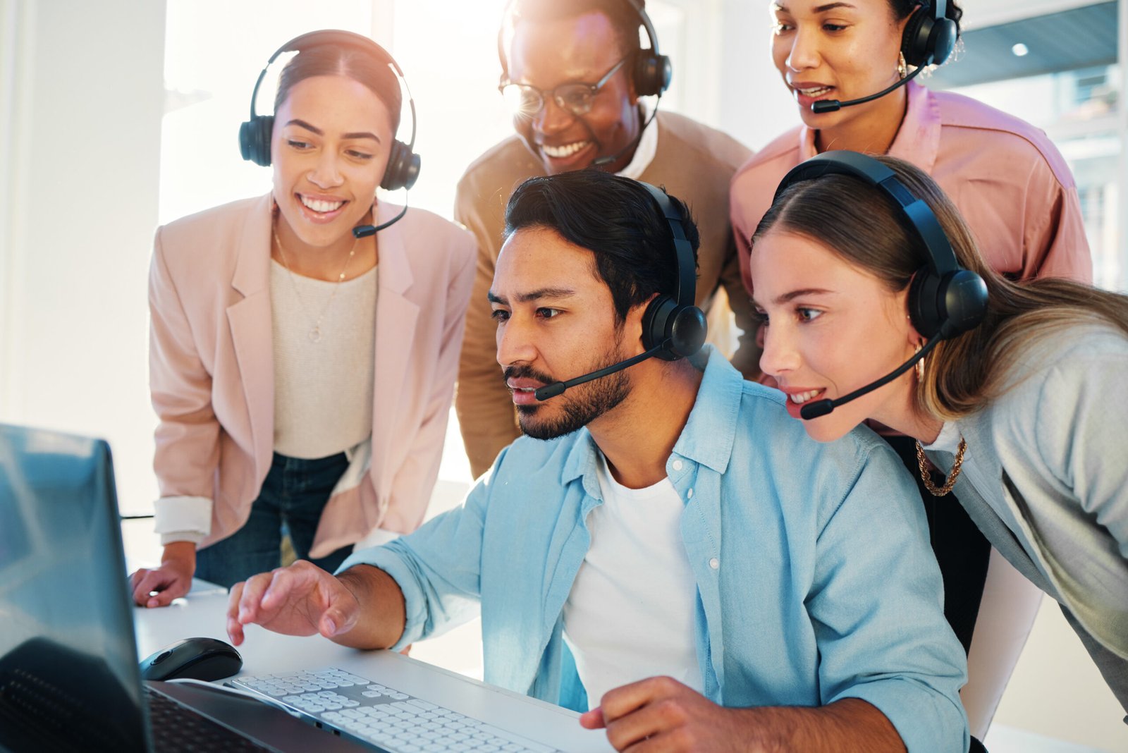 Effective Strategies for Managing Remote Customer Support Teams