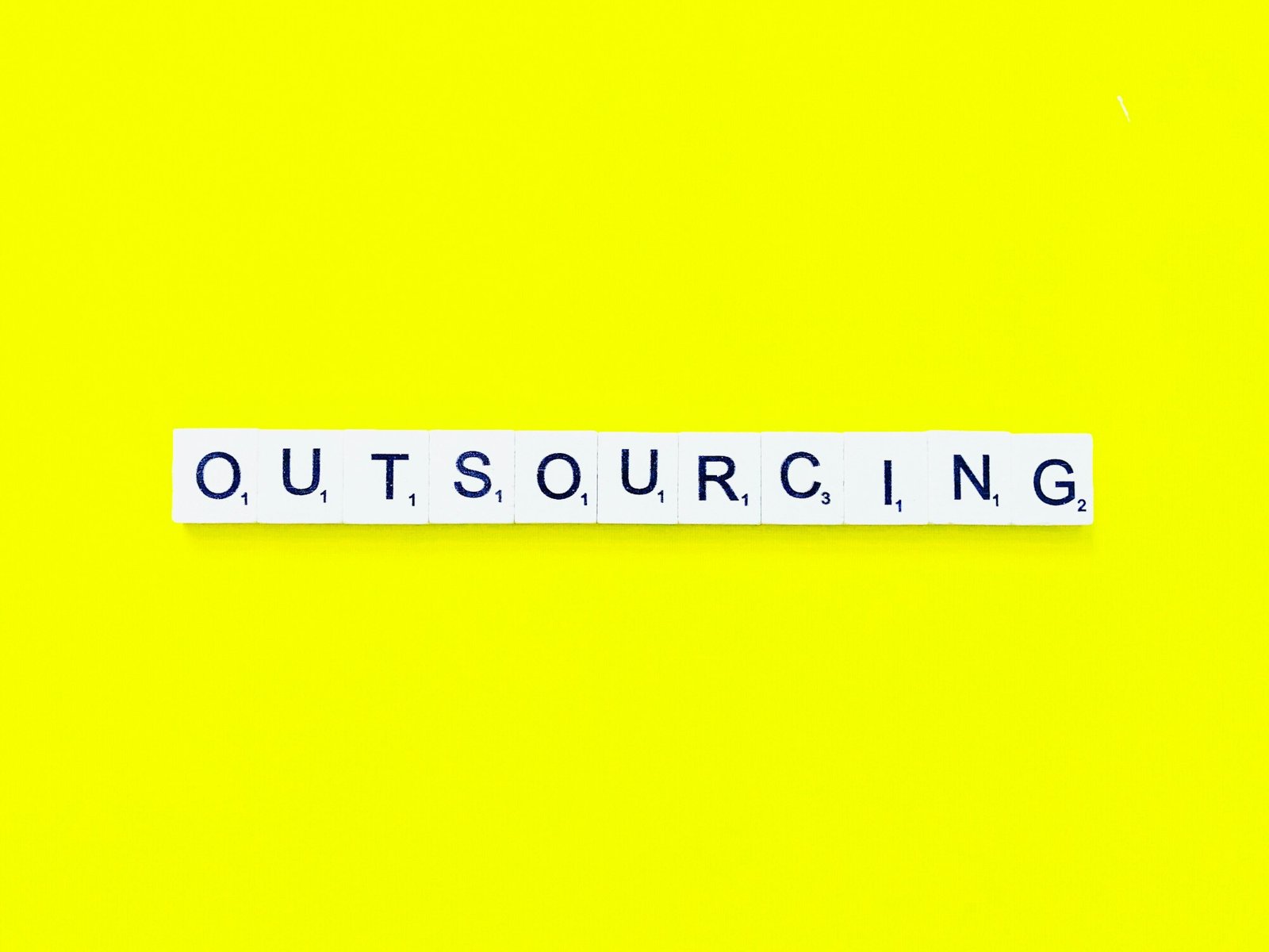 Evaluating the Success of Outsourcing Initiatives: 5 Key Metrics
